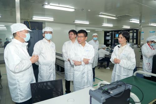 武漢網(wǎng)銳順利通過(guò)國(guó)家通信光器件產(chǎn)品質(zhì)檢中心籌建論證會(huì)